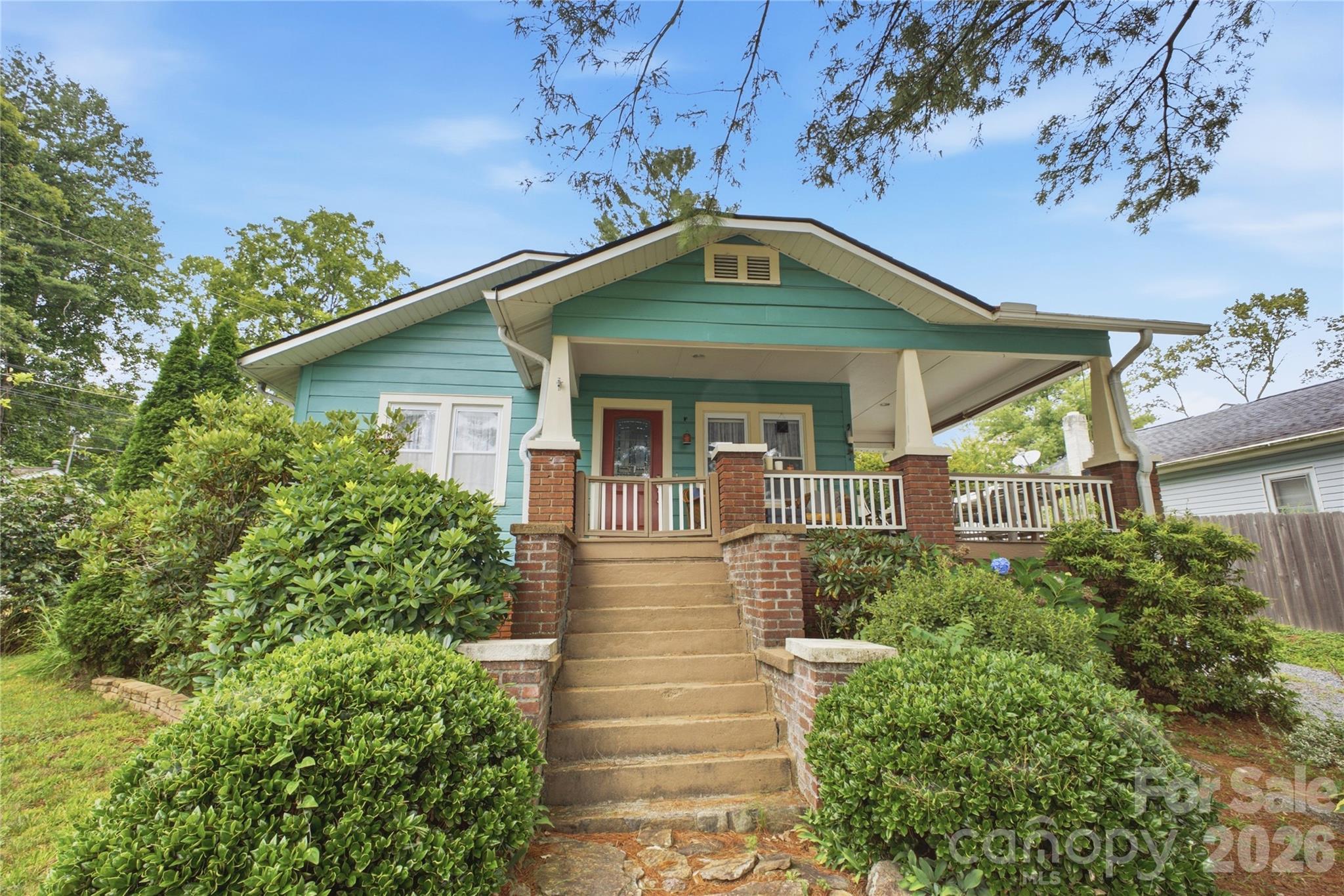 1207 Willow Road