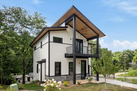 205 Torch Light Way Asheville NC 28806