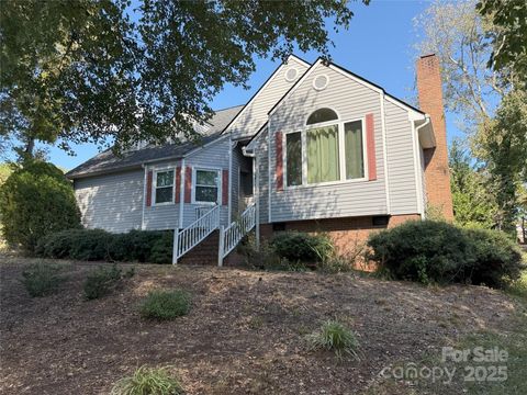 400 Woodson Court Spartanburg SC 29303