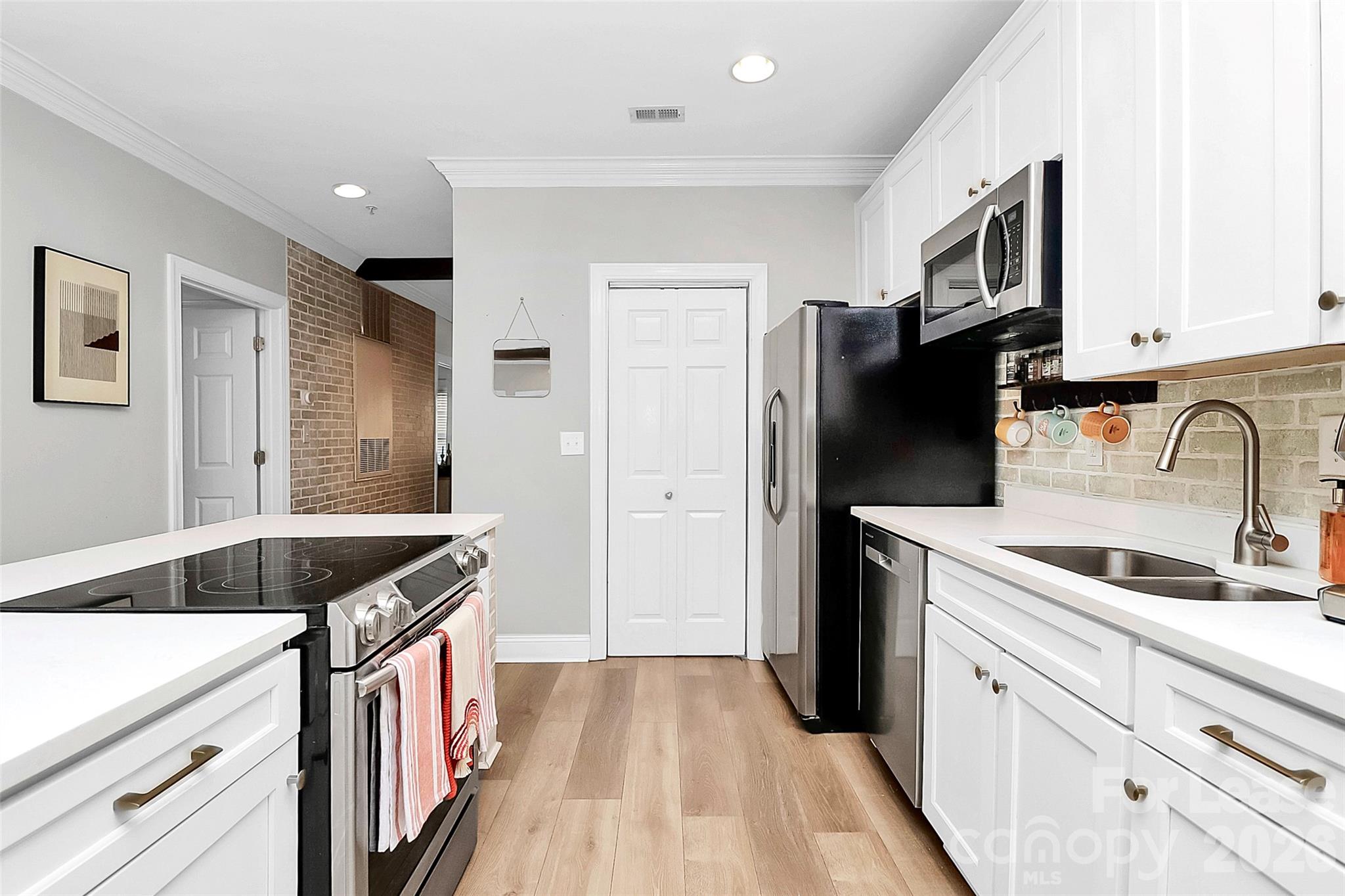 Wesley Heights - Residential Lease