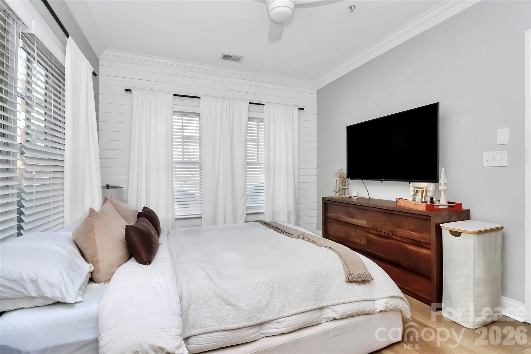 Wesley Heights - Residential Lease