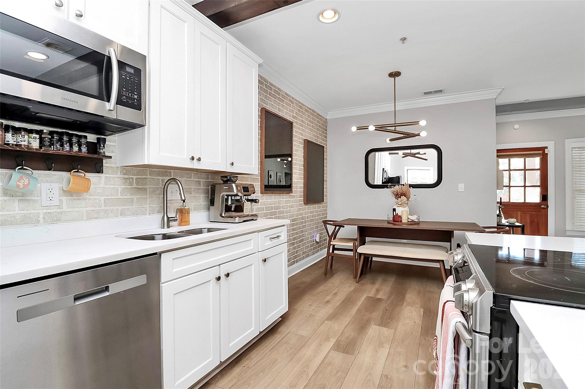 Wesley Heights - Residential Lease