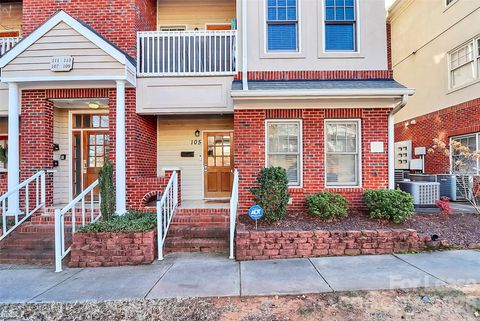 Photo of 105 S Summit Avenue, Charlotte, NC 28208 (MLS # 4362796)