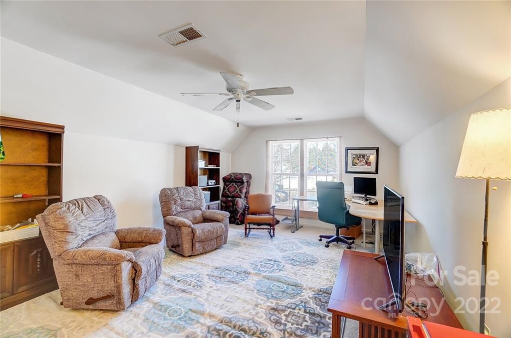 Kingsley - Residential