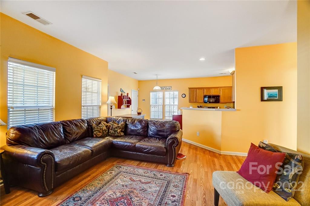 Kingsley - Residential