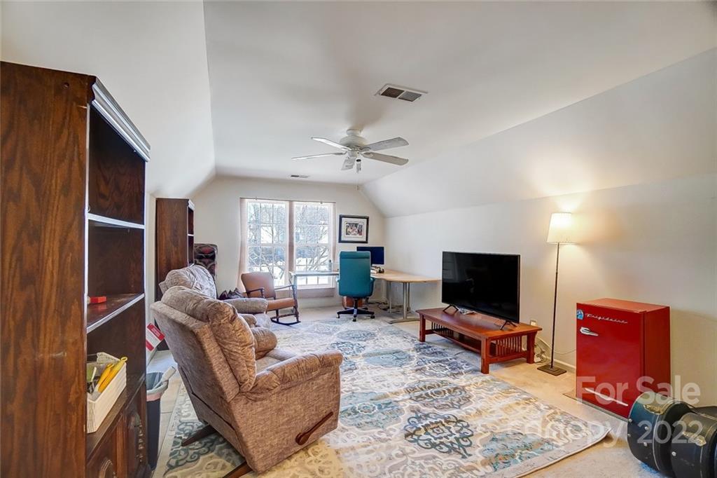 Kingsley - Residential