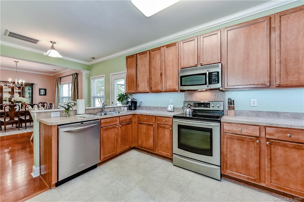 Sandy Pointe - Residential