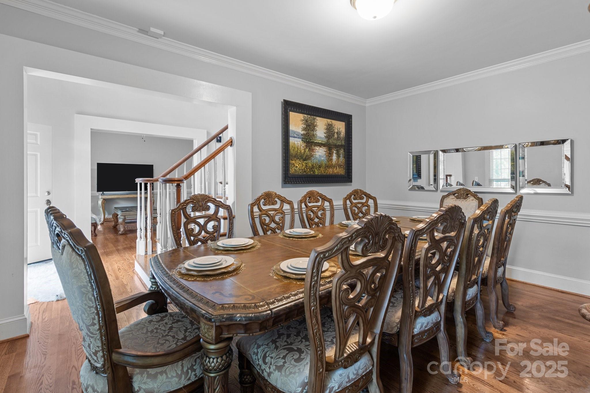 654 9th Street N