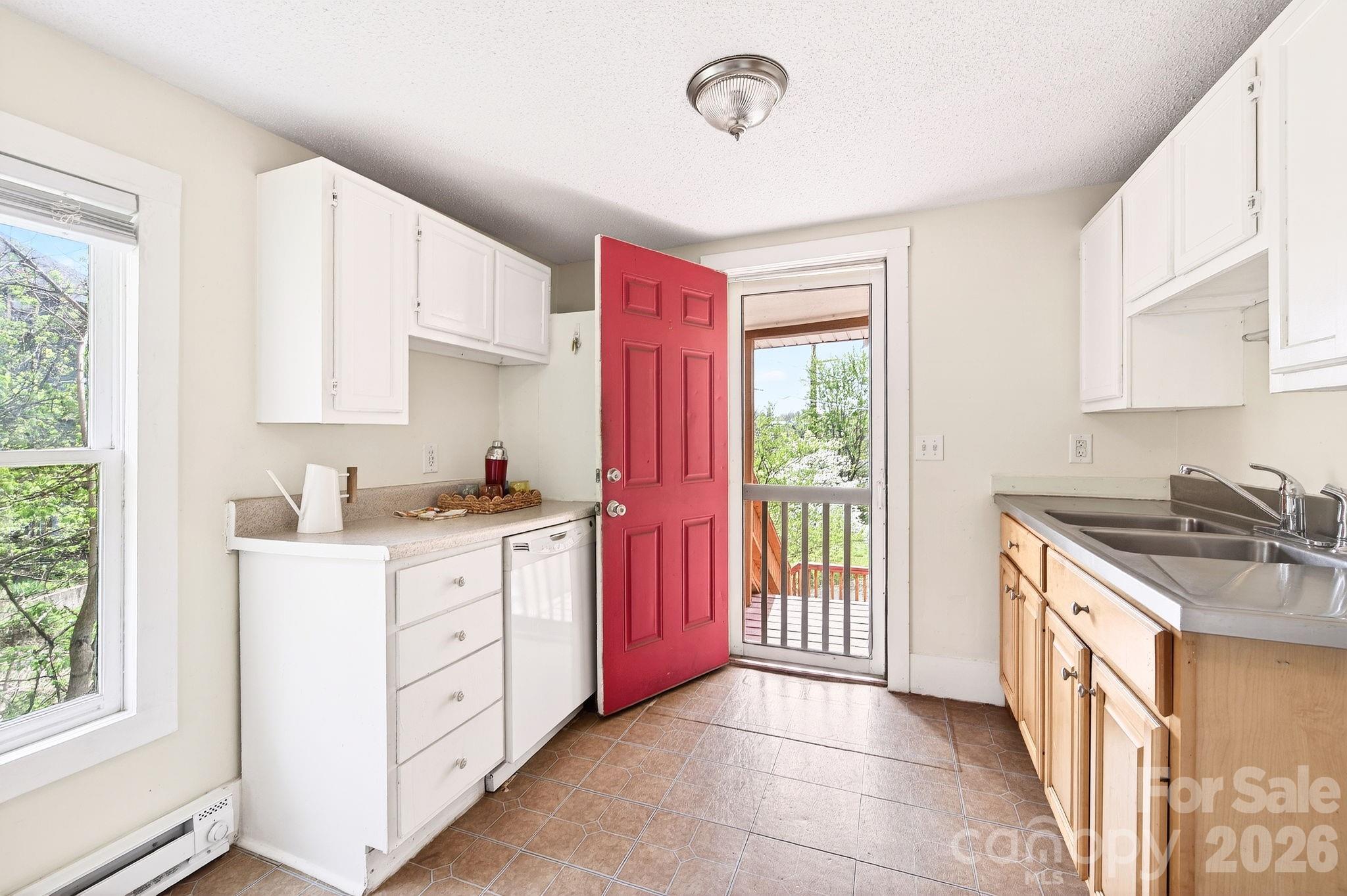 Chicken Hill - Residential