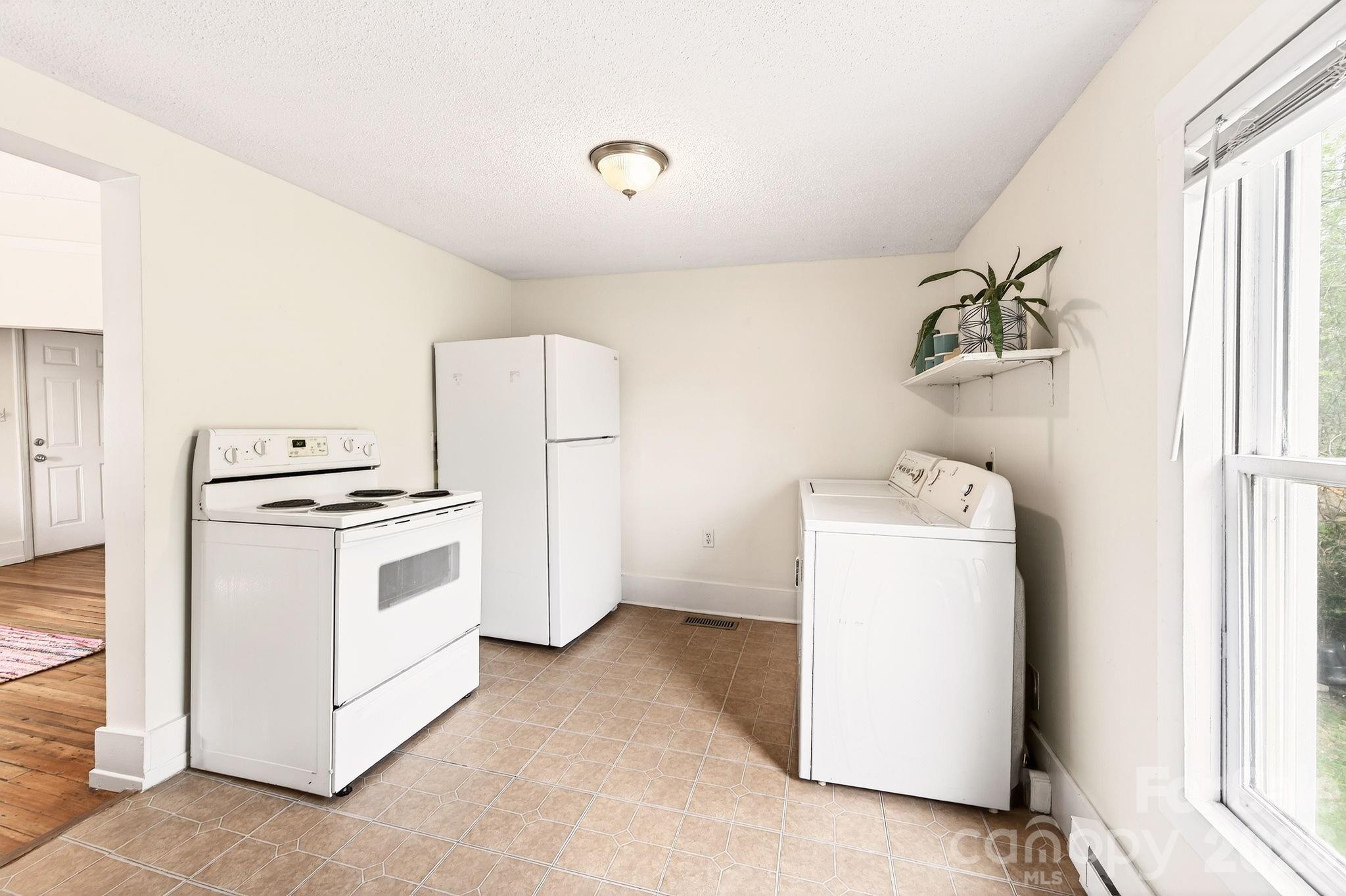 Chicken Hill - Residential