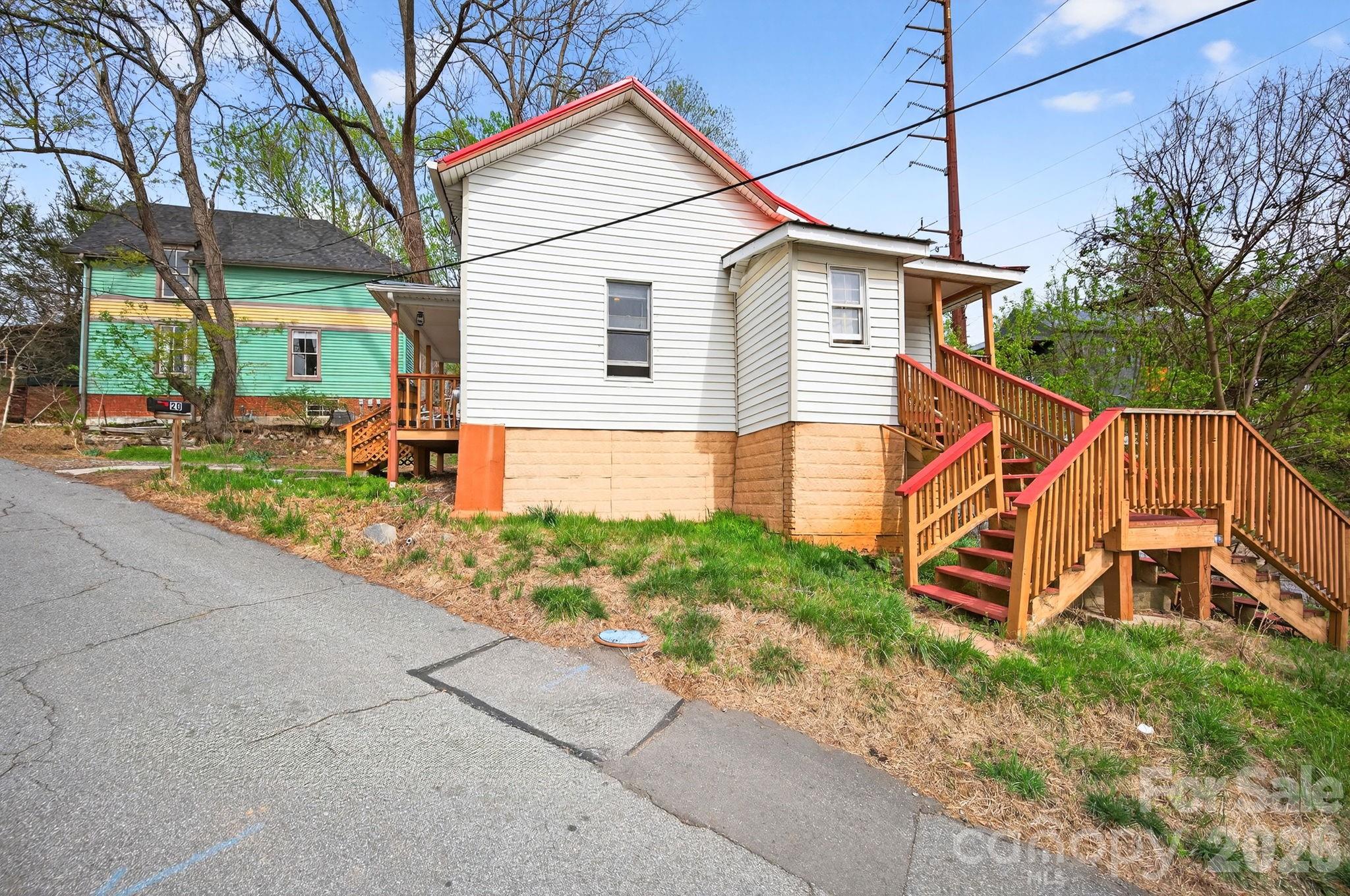 Chicken Hill - Residential