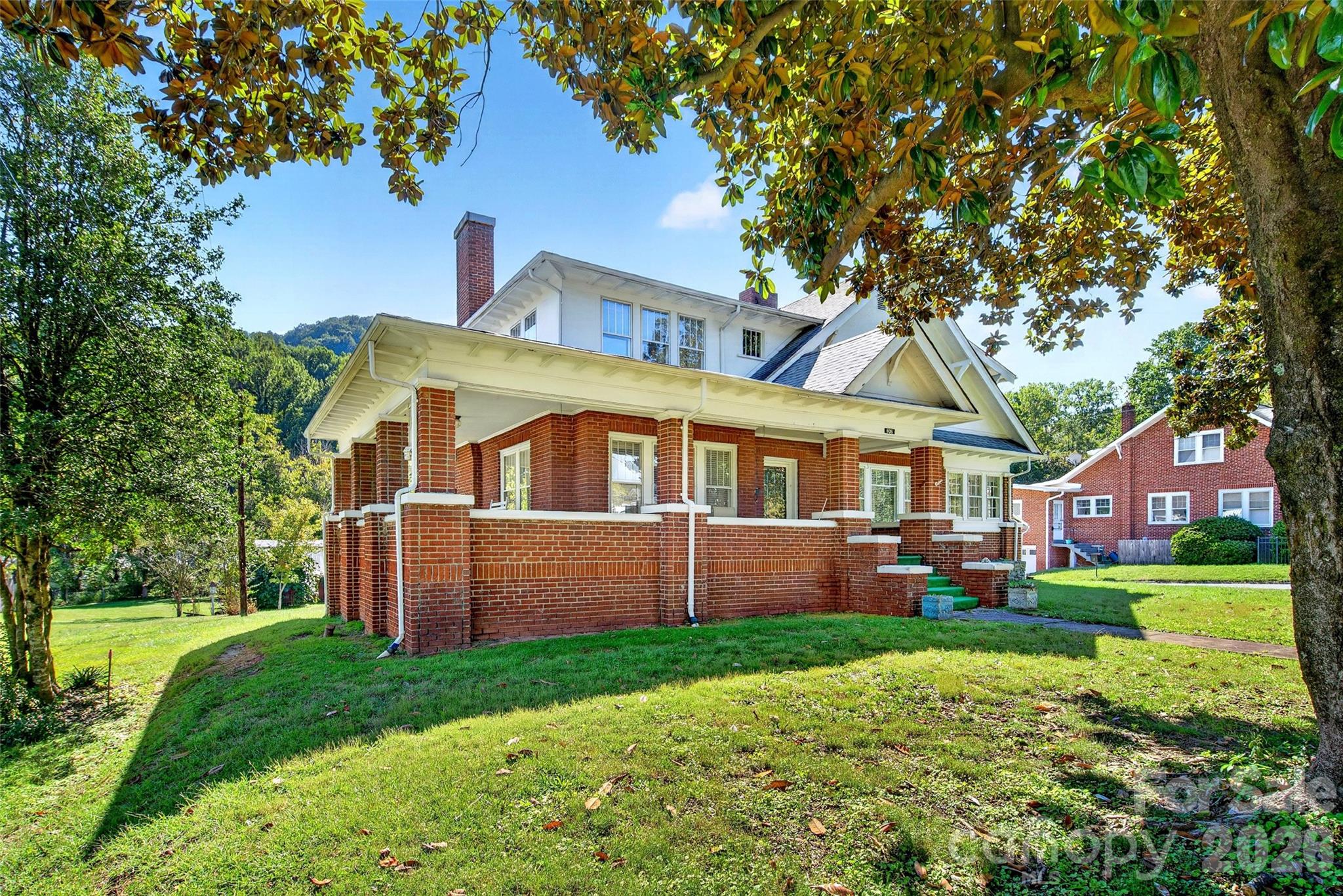 606 Rutherford Road