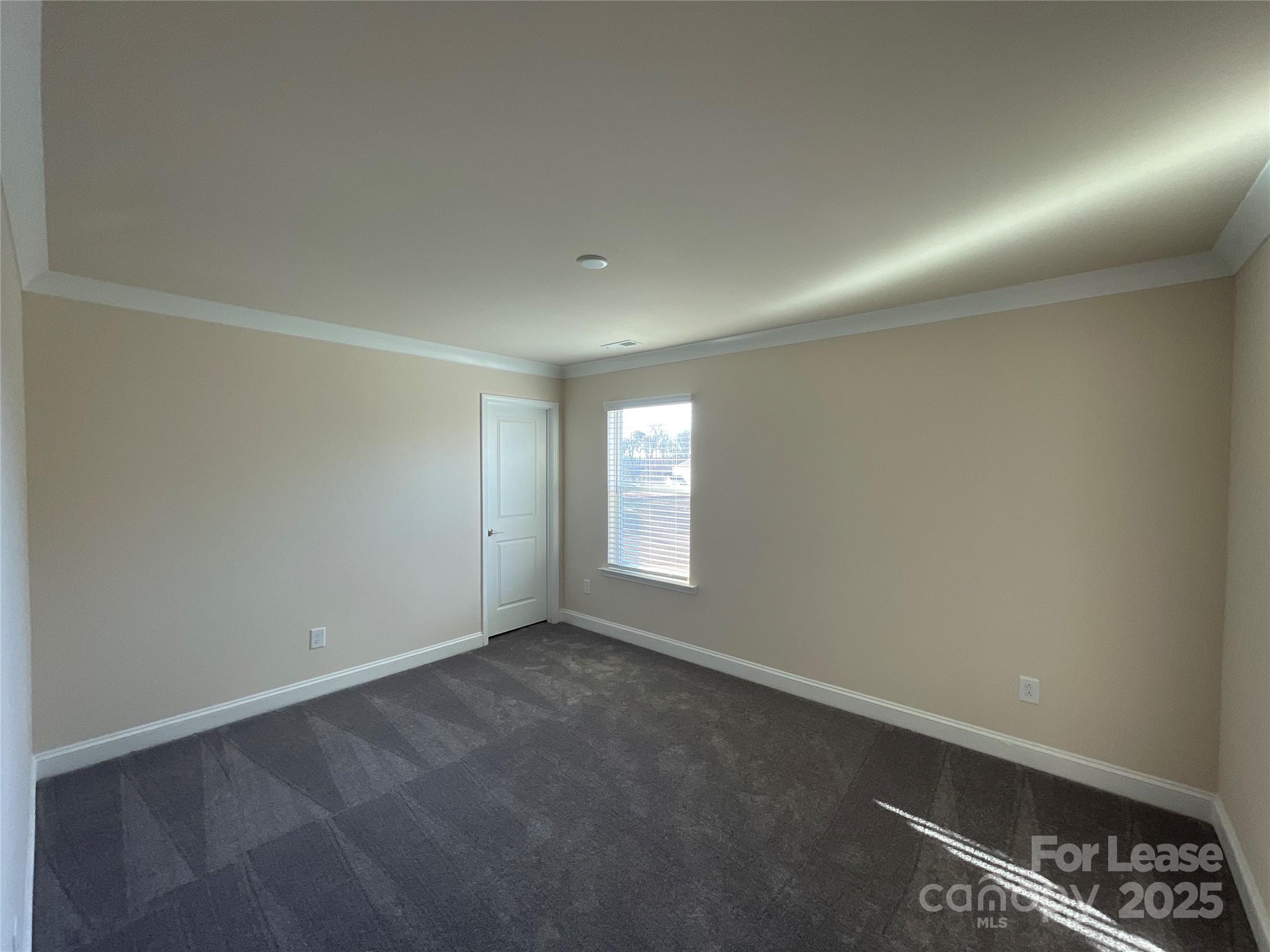 Bretagne - Residential Lease