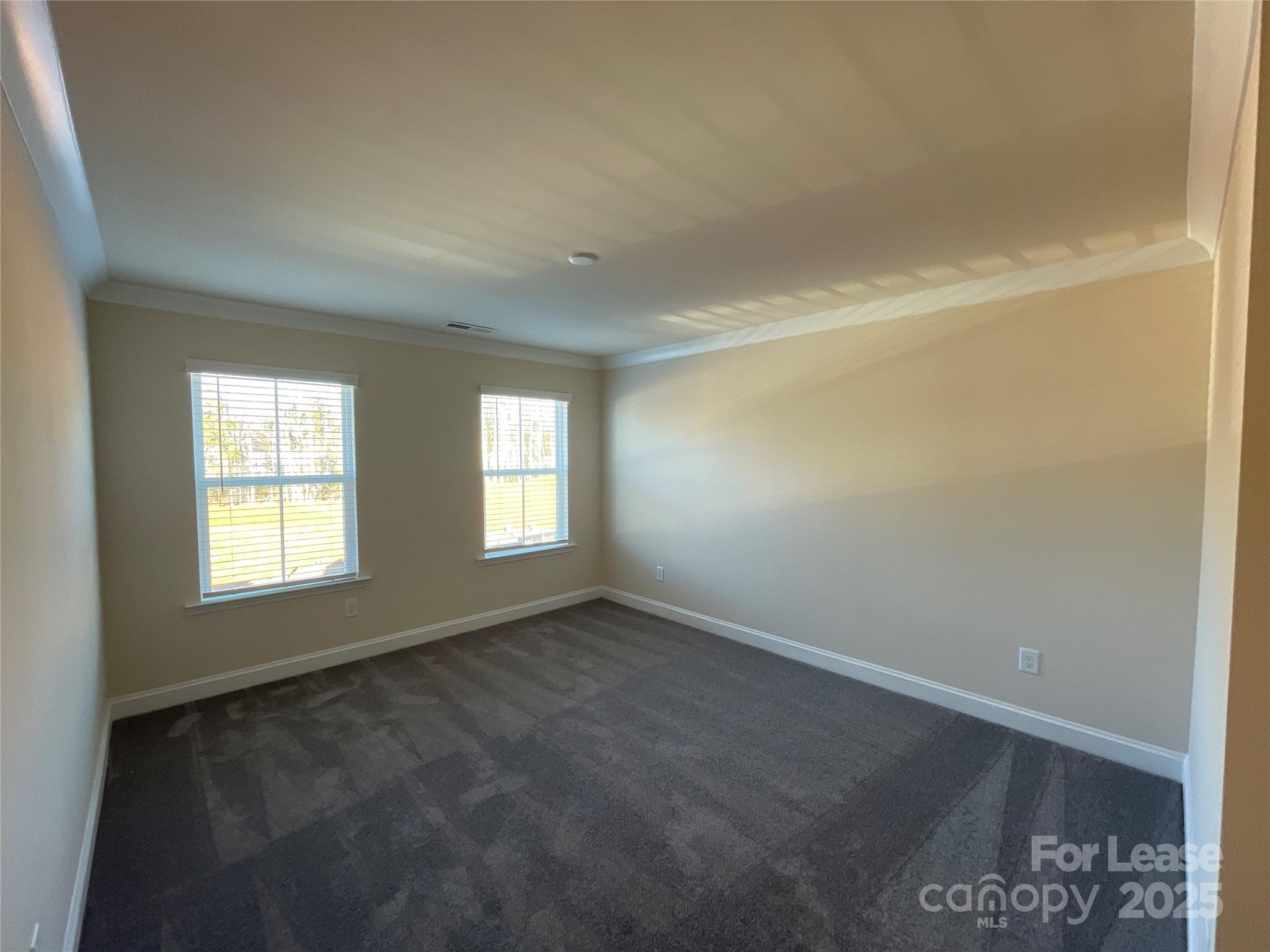 Bretagne - Residential Lease