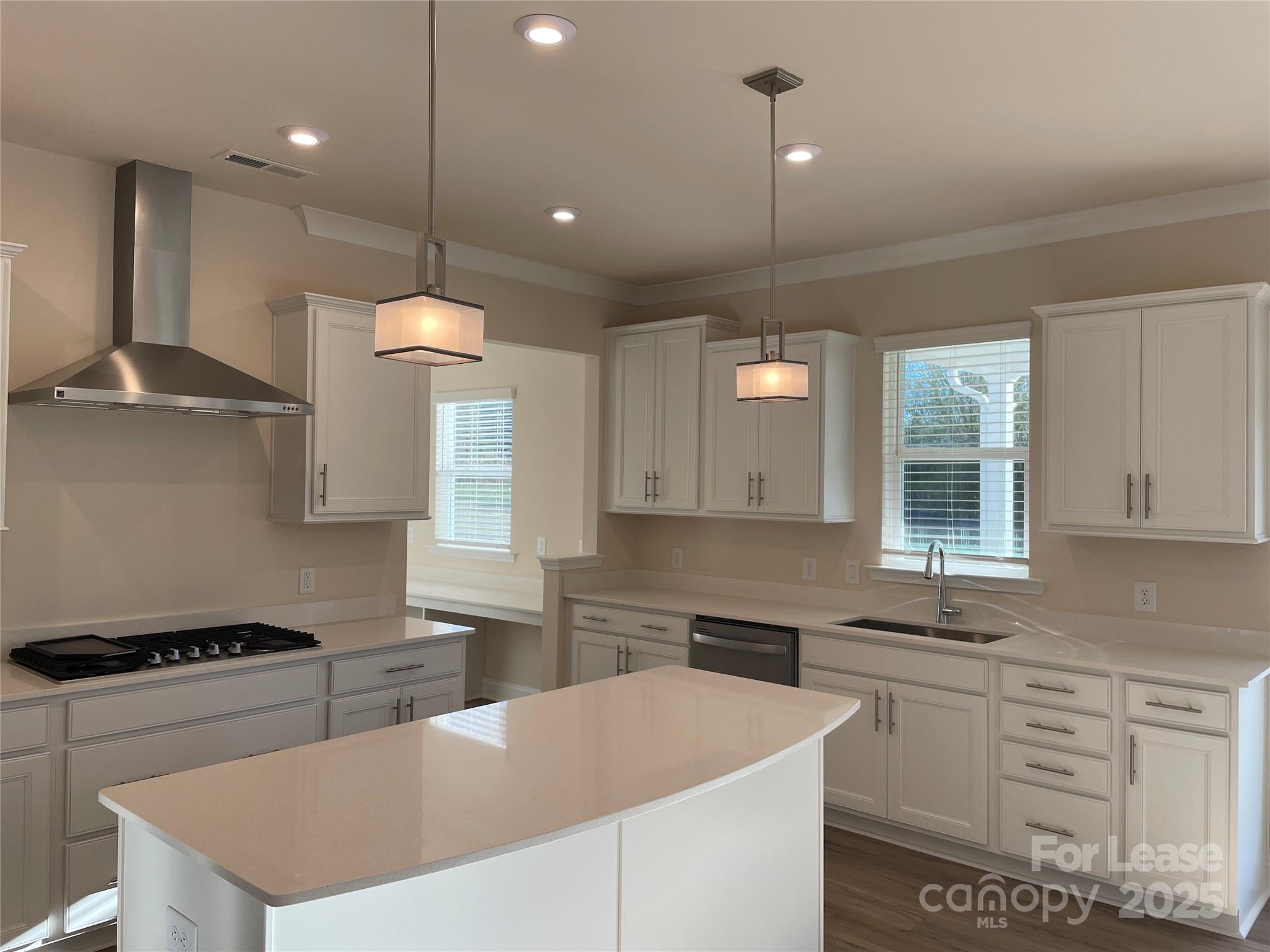 Bretagne - Residential Lease