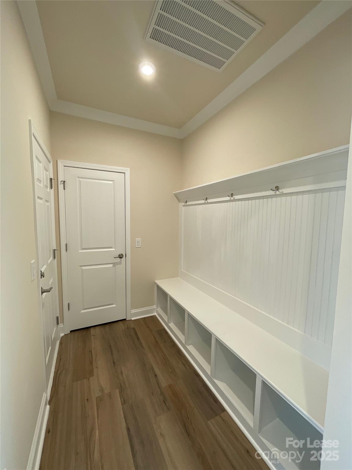 Bretagne - Residential Lease