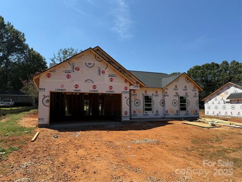 Photo of 710 Mt Olive Church Road, Newton, NC 28658 (MLS # 4303612)