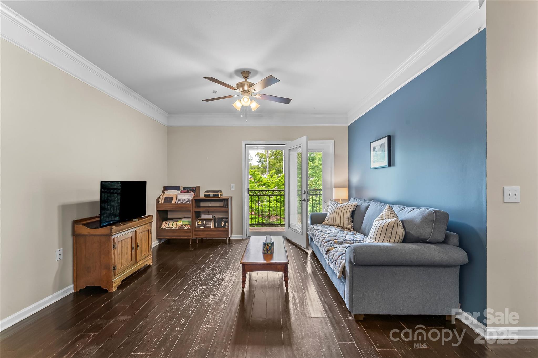 233 Appeldoorn Circle
