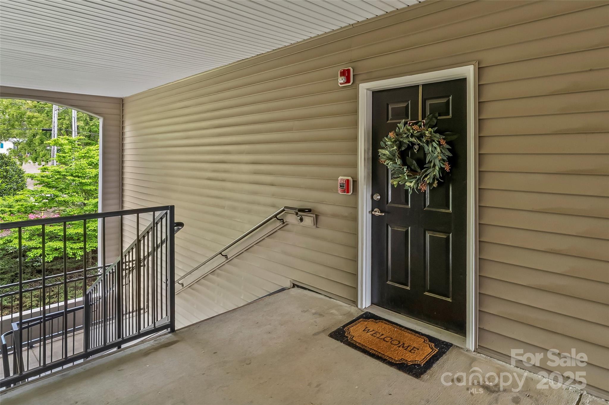 233 Appeldoorn Circle