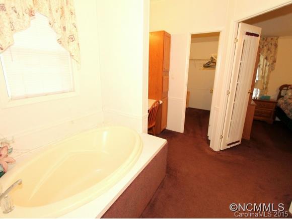 Orchard Knoll - Residential