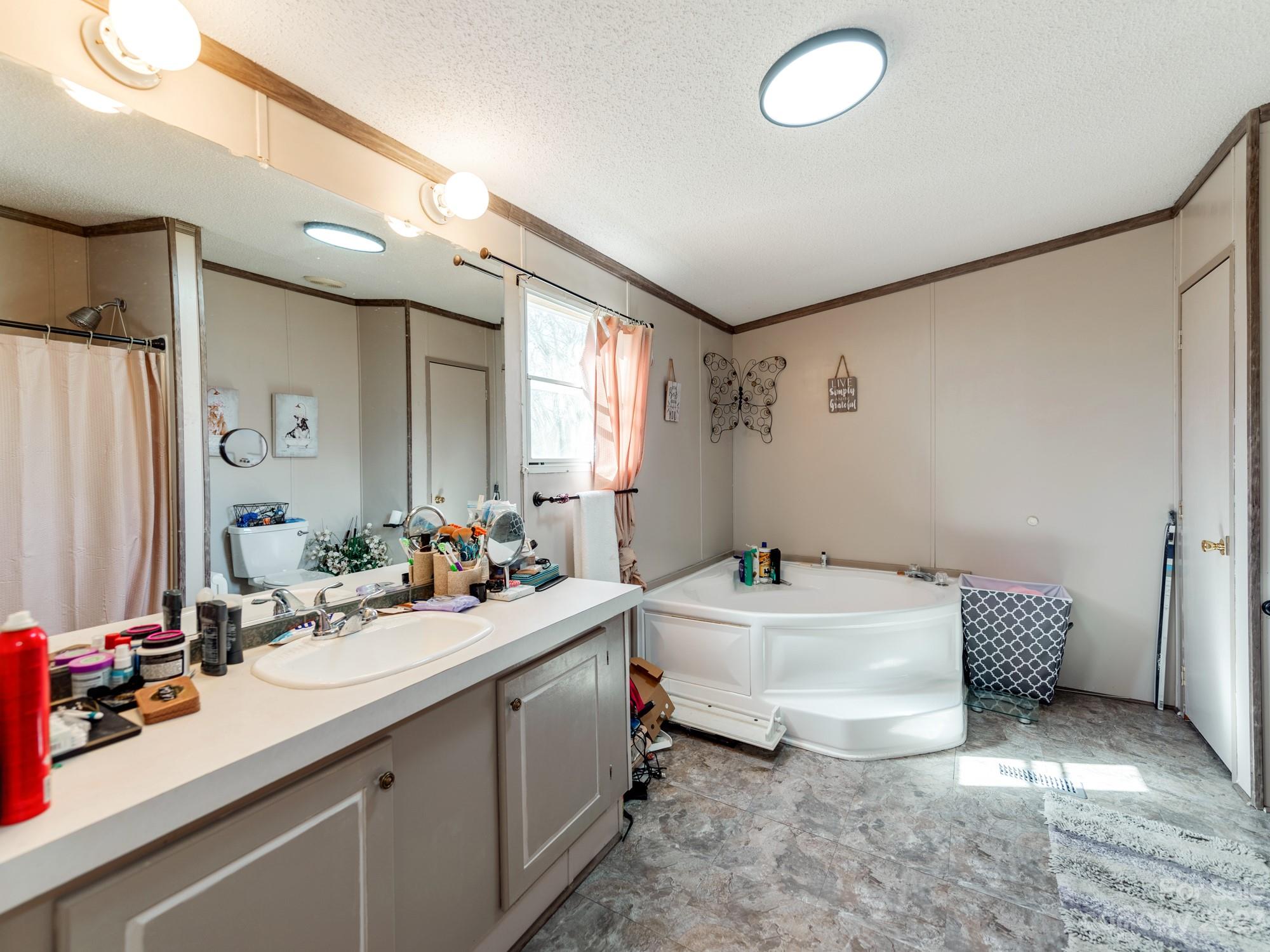 Mirror Lake - Residential