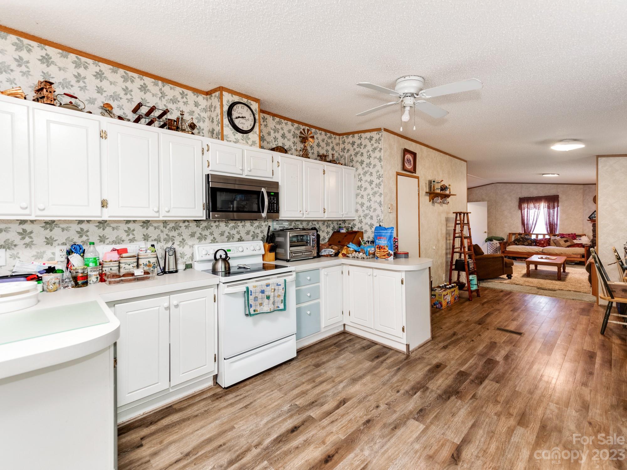 Mirror Lake - Residential