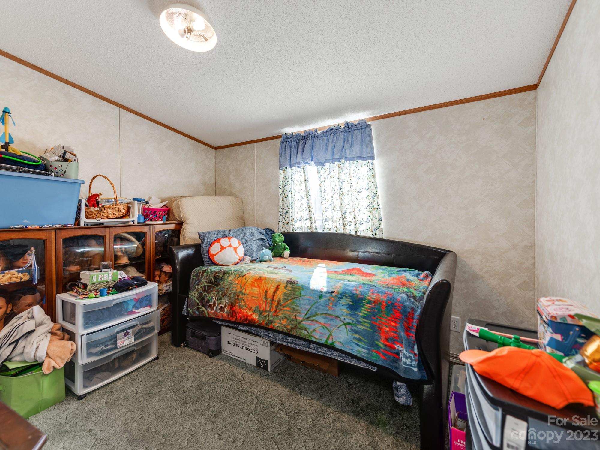 Mirror Lake - Residential