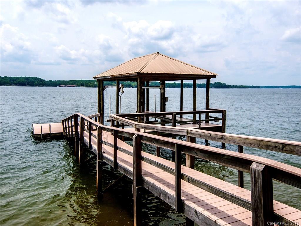 Tega Cay - Residential