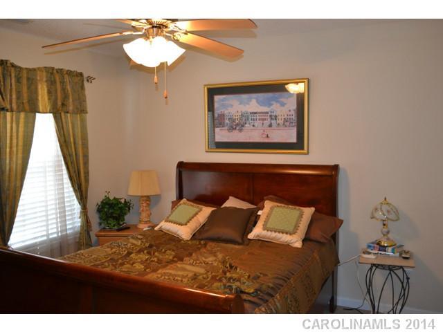 Eagle Glen - Residential