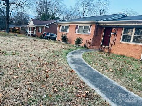 2431 Briargrove Drive Charlotte NC 28215