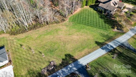 A home in Hendersonville