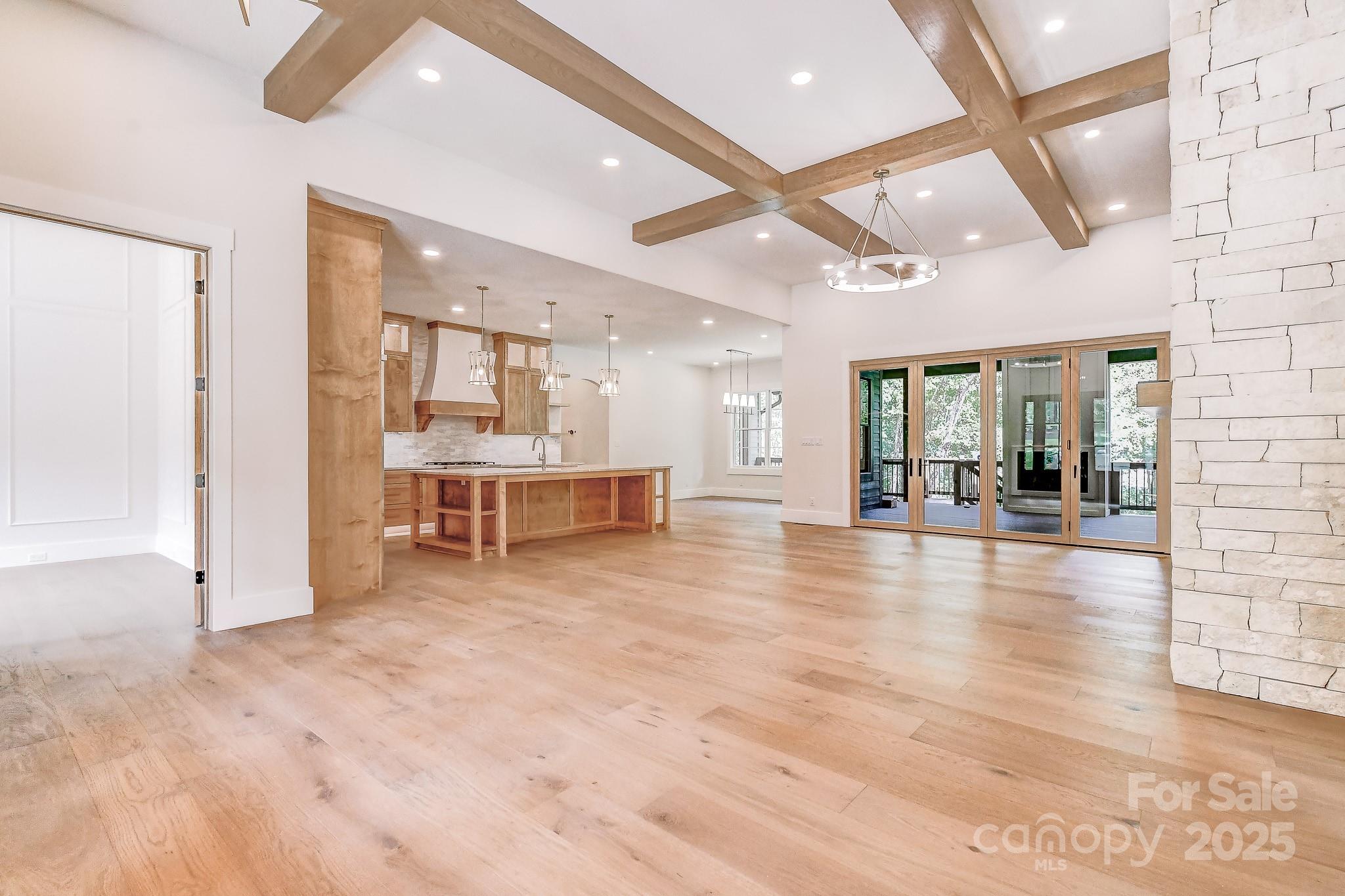 574 Skytop Farm Lane