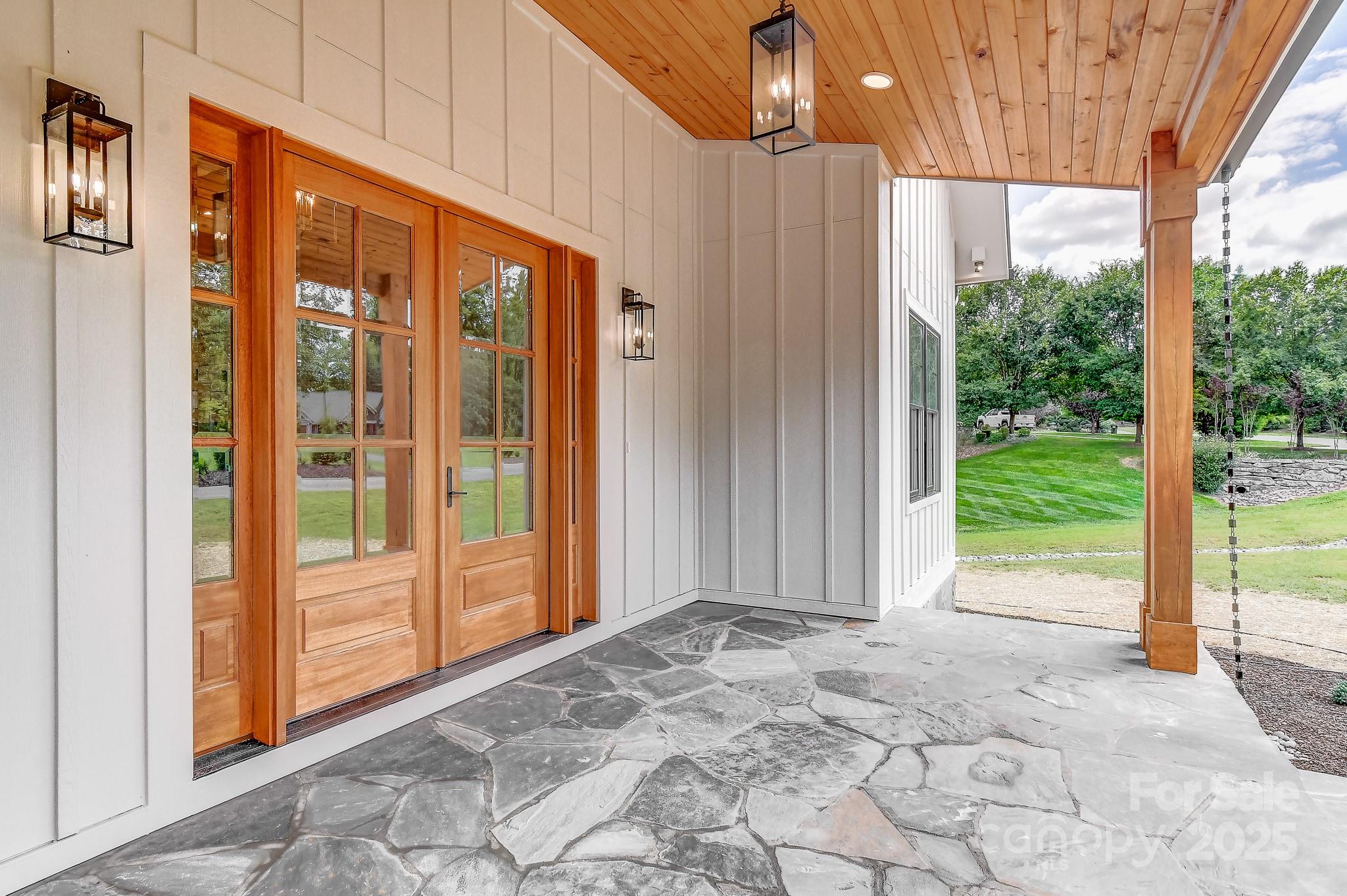 574 Skytop Farm Lane