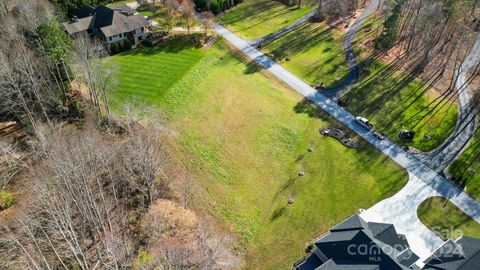 A home in Hendersonville