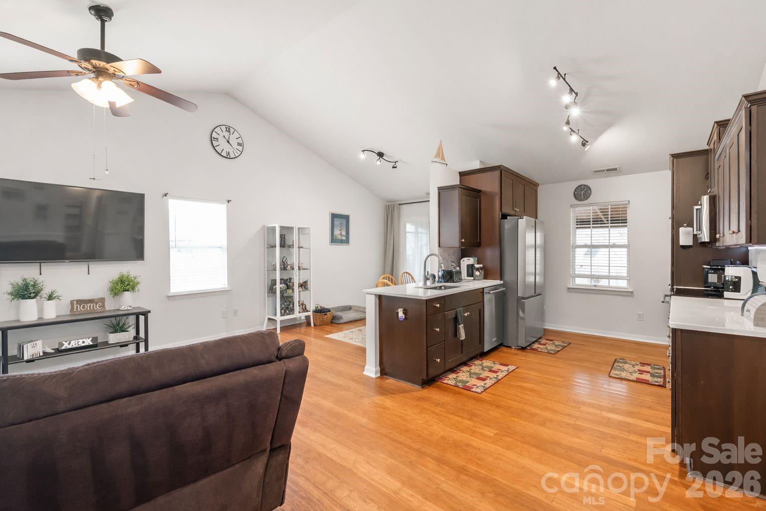 5804 Crosswinds Court