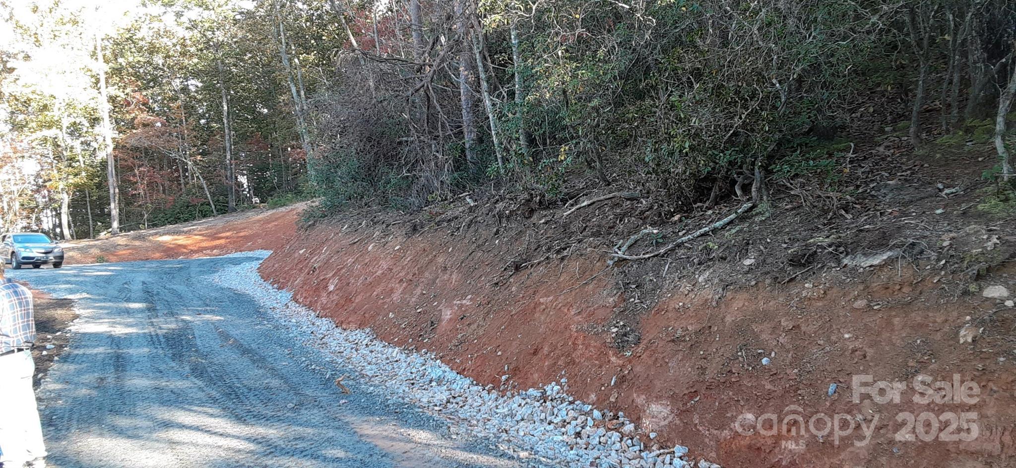 000 Levi Road