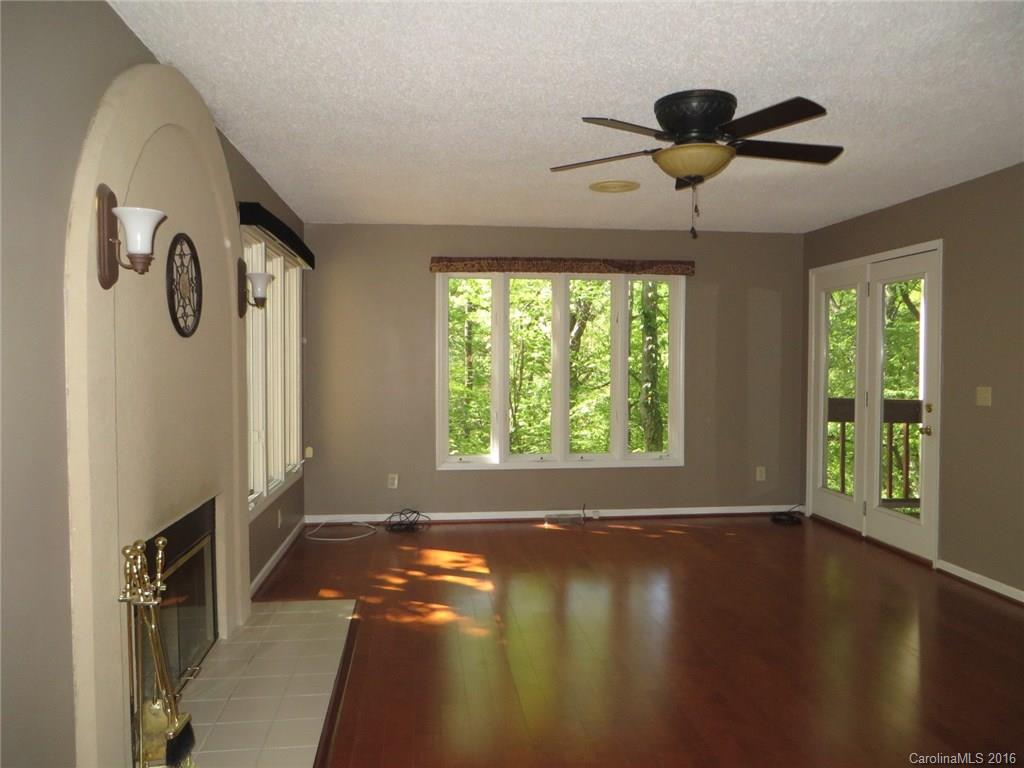 Tega Cay - Residential