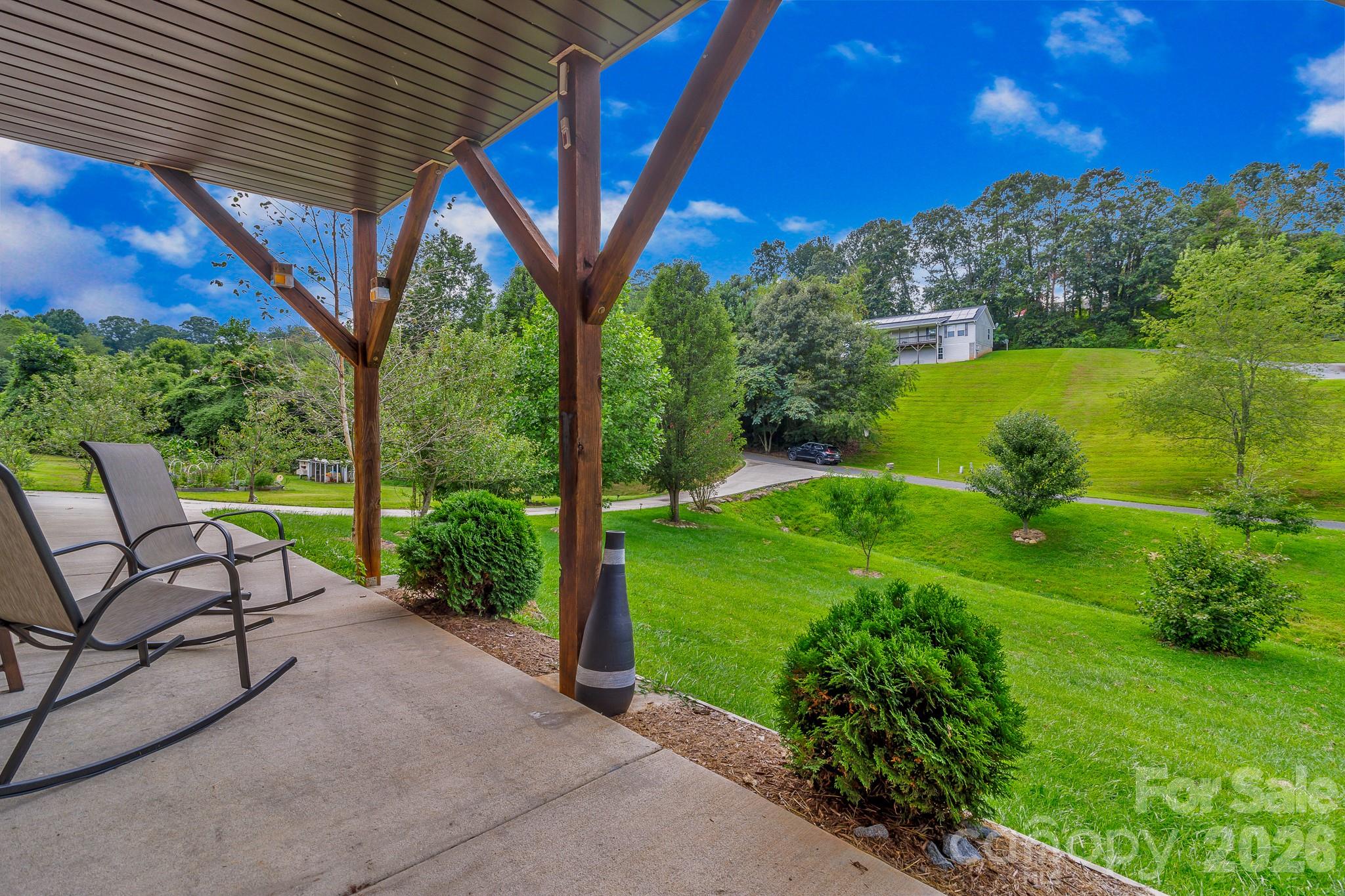 159 S Willow Brook Drive