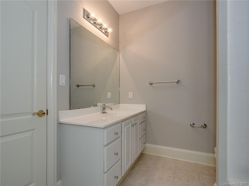 The Peninsula - Residential