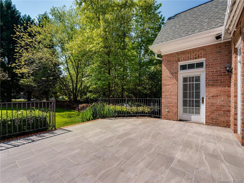 The Peninsula - Residential