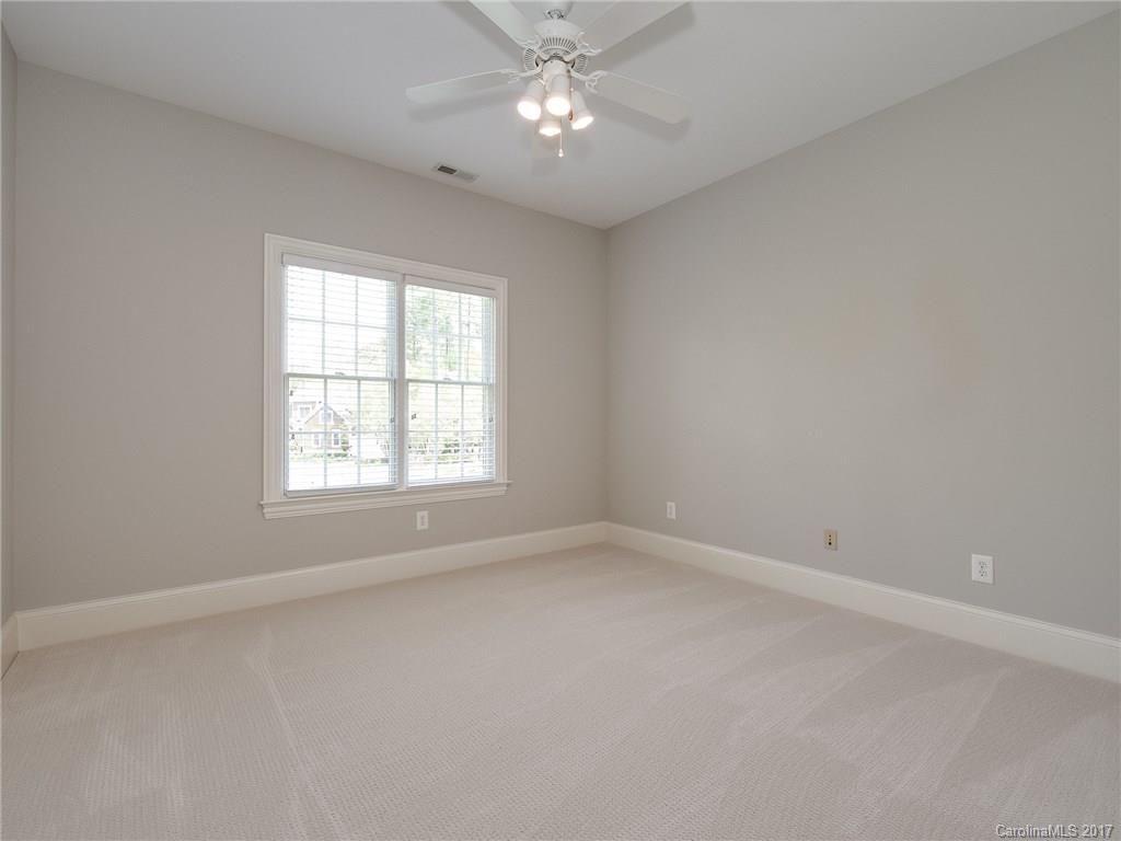 The Peninsula - Residential