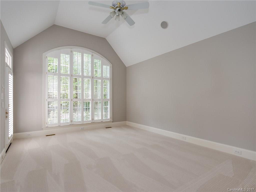 The Peninsula - Residential