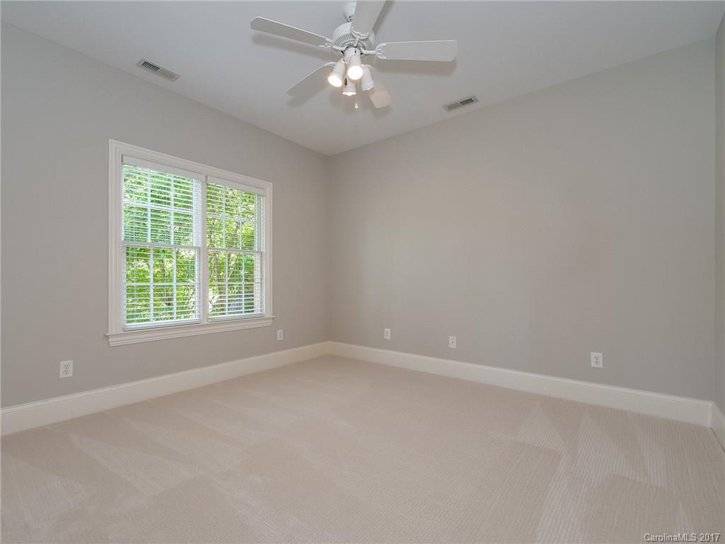 The Peninsula - Residential