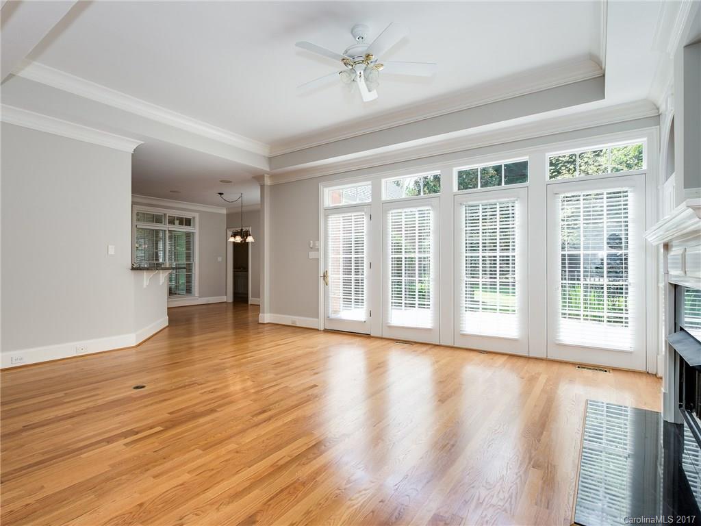 The Peninsula - Residential