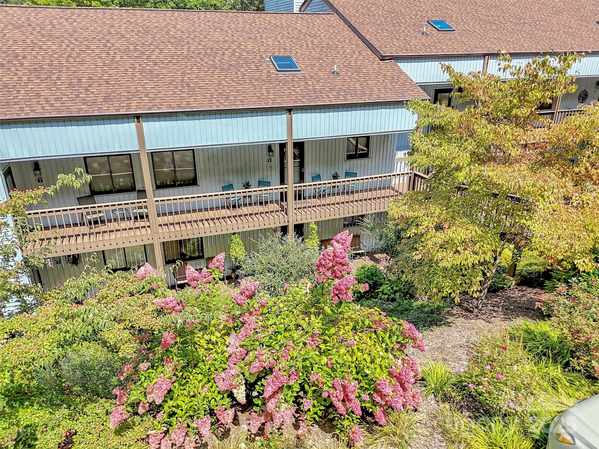 87 Willow Road C-2