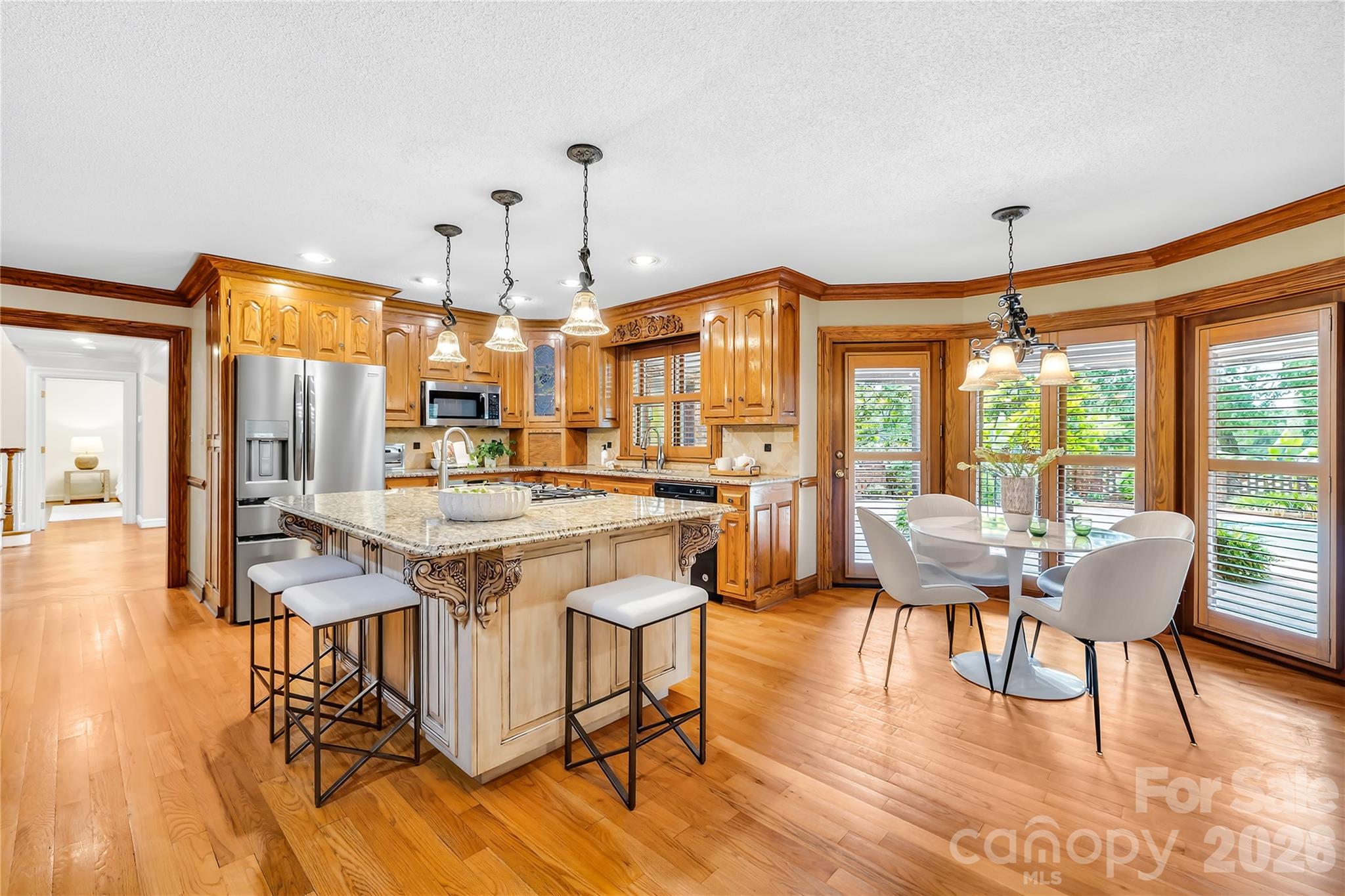 Glenn Oaks - Residential