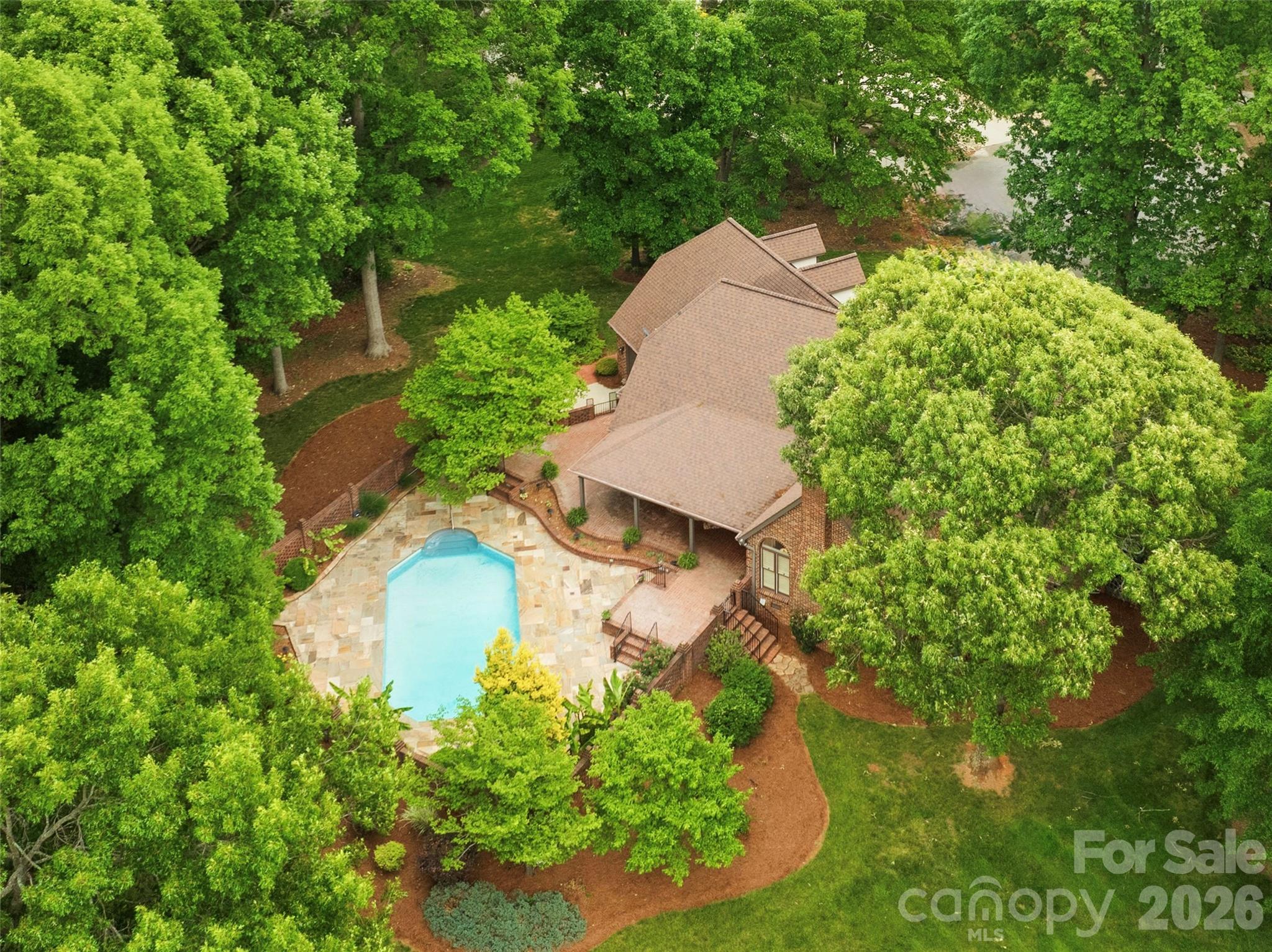 Glenn Oaks - Residential