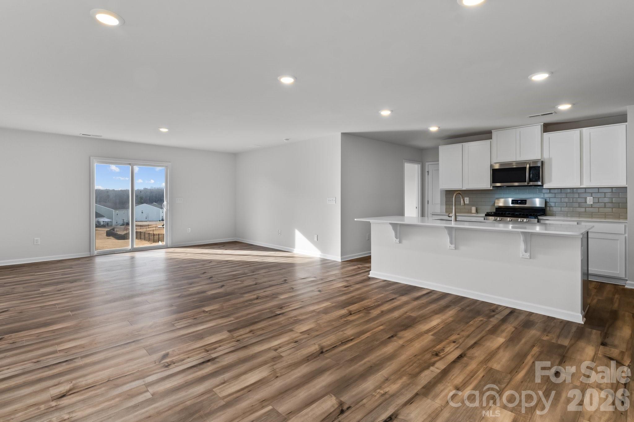 386 Hollingswood Drive