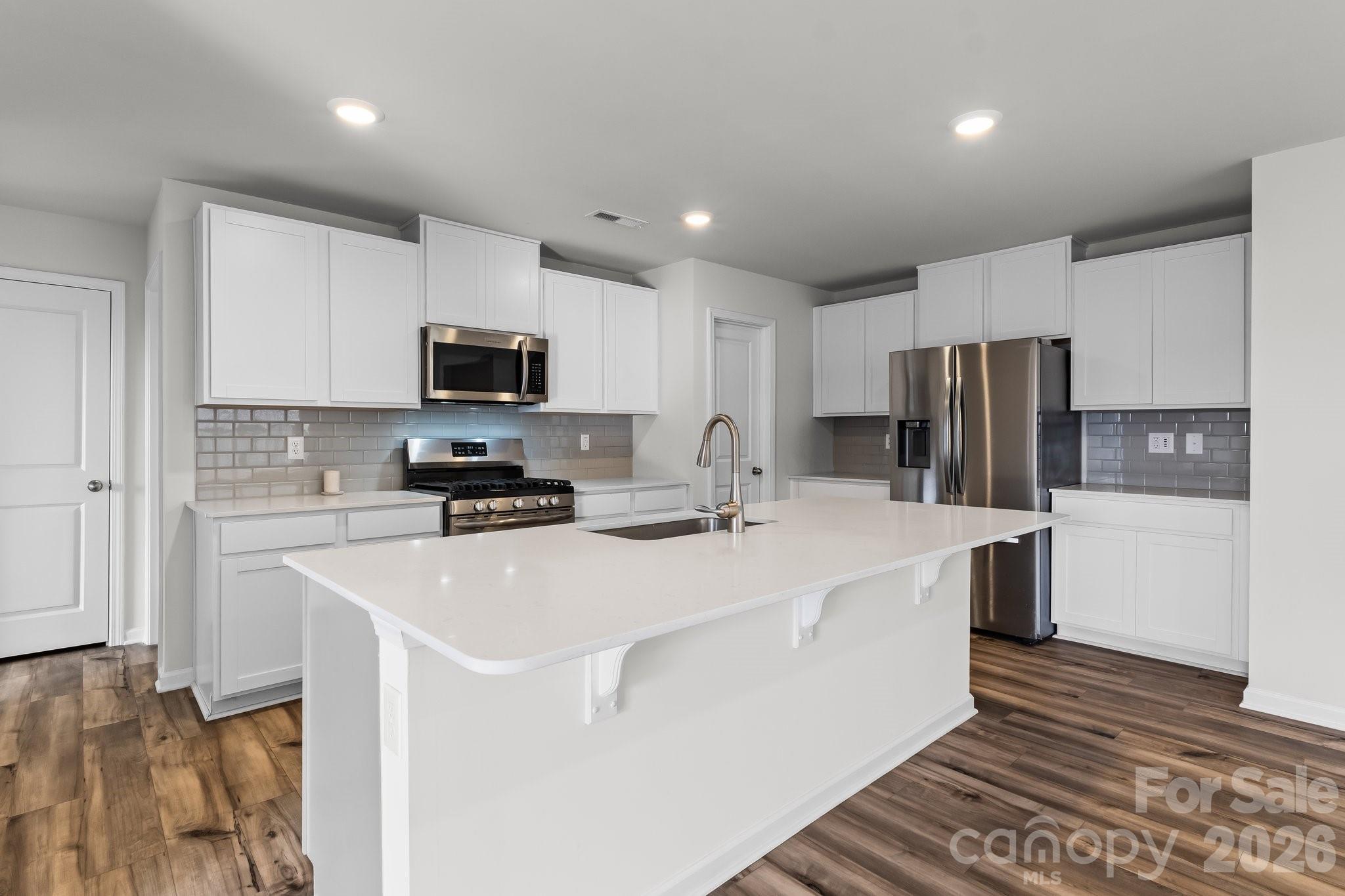 386 Hollingswood Drive