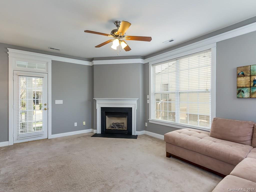 Old Stone Crossing - Residential